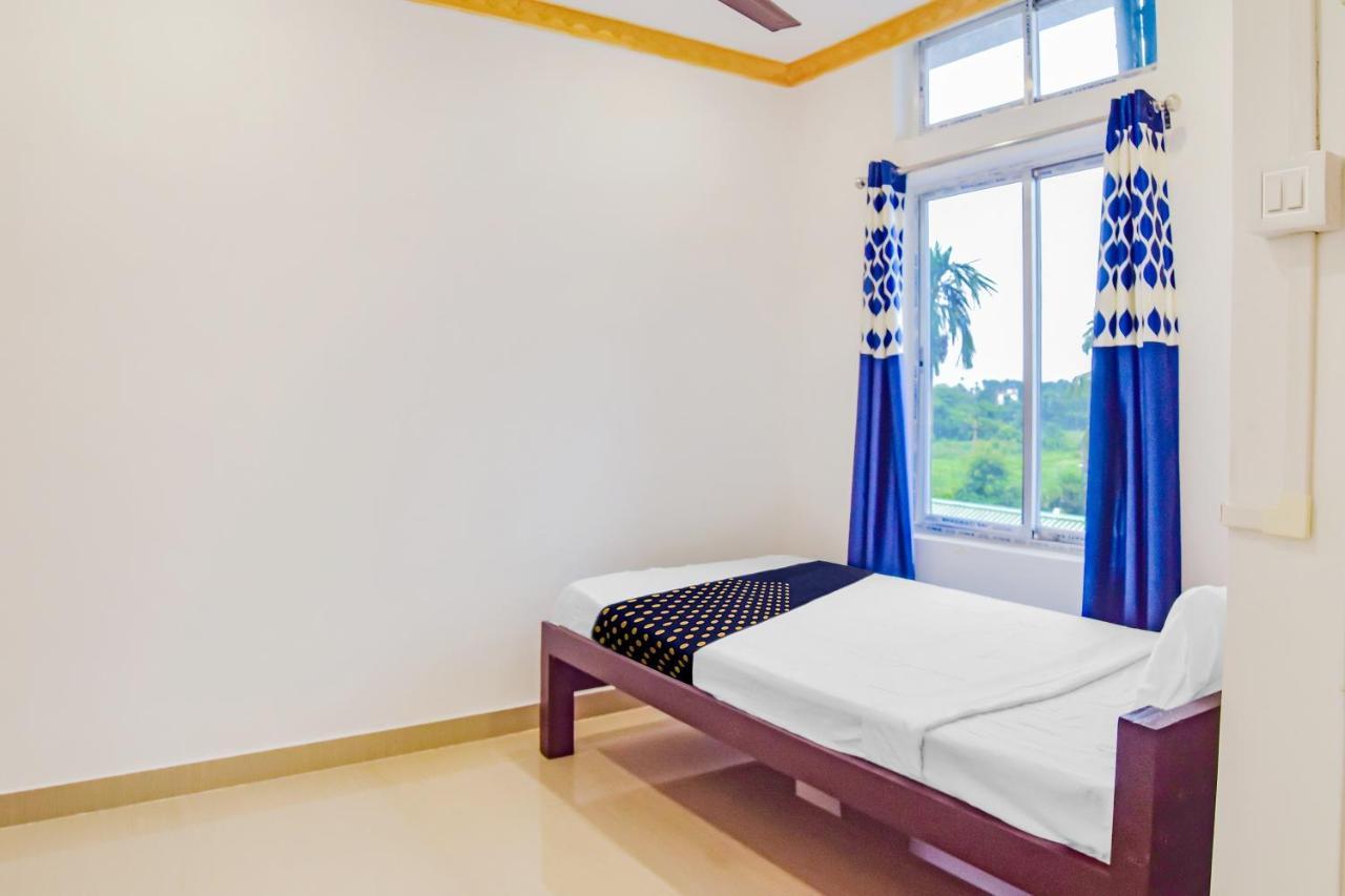 Spot On Nirvaan Guest House Kaharpara Exterior foto